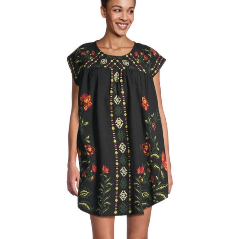 World Market Size Small Black Dress with Colorful Embroidery New With Tags